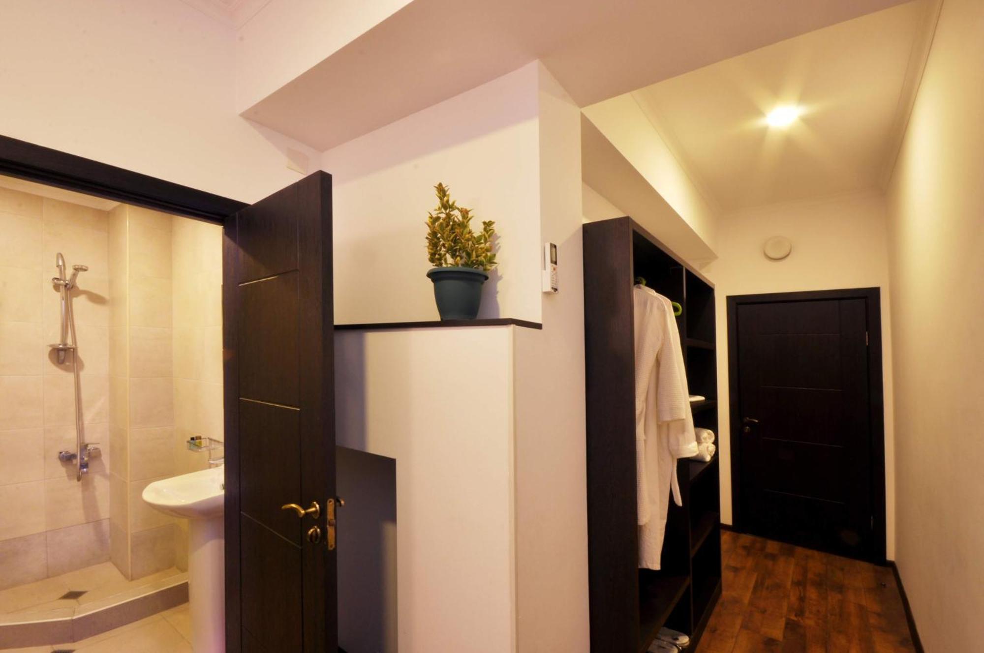 Tbilisi Check In Hotel Luaran gambar